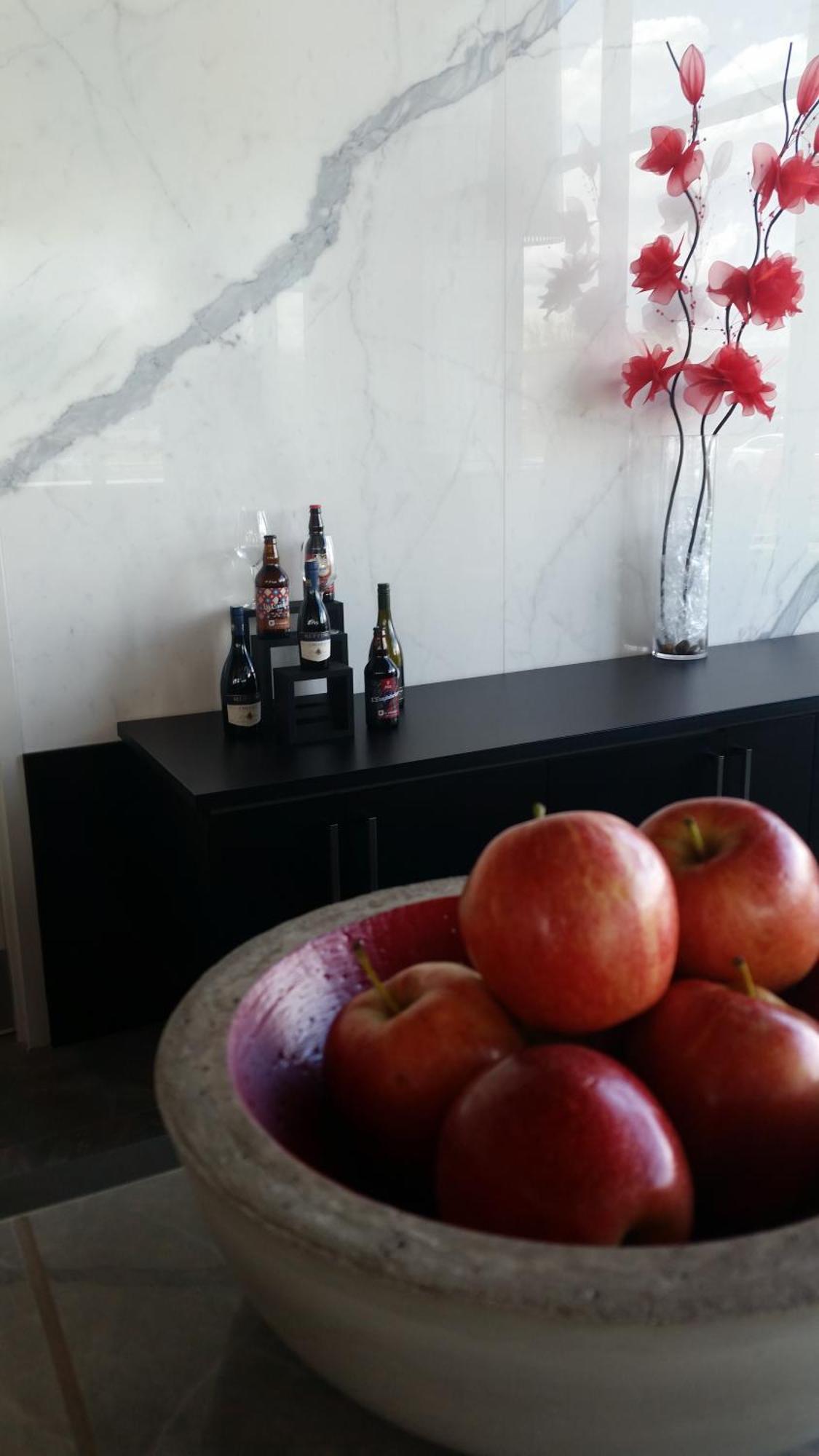 Grand Times Hotel Drummondville Bagian luar foto